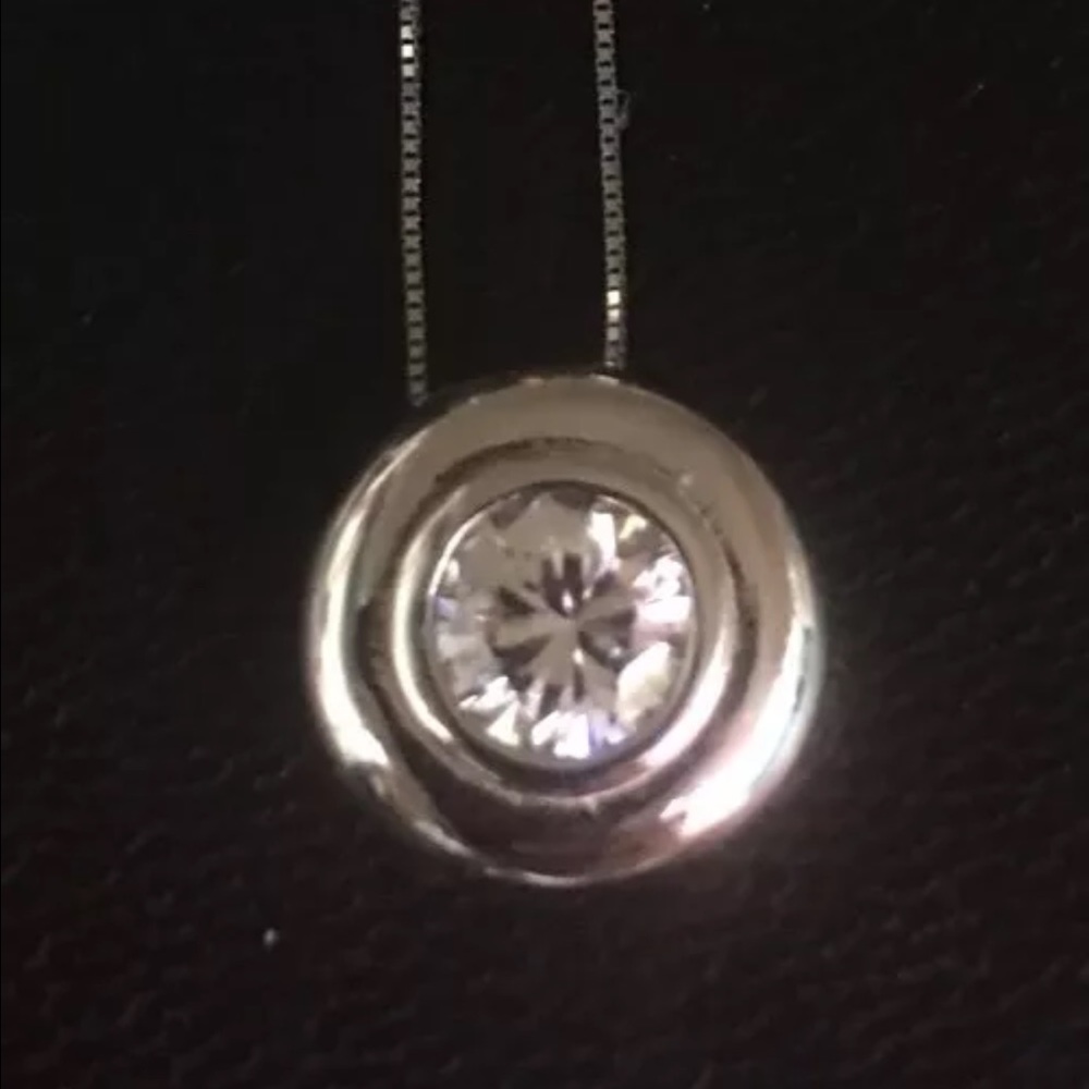 New Round Crystal set on sterlin…